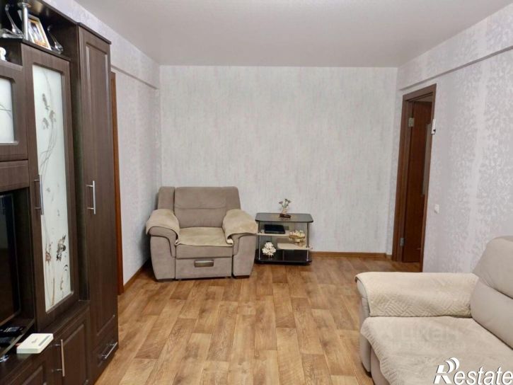 2-комн квартира ул Хрустальная, 13,  д. 13