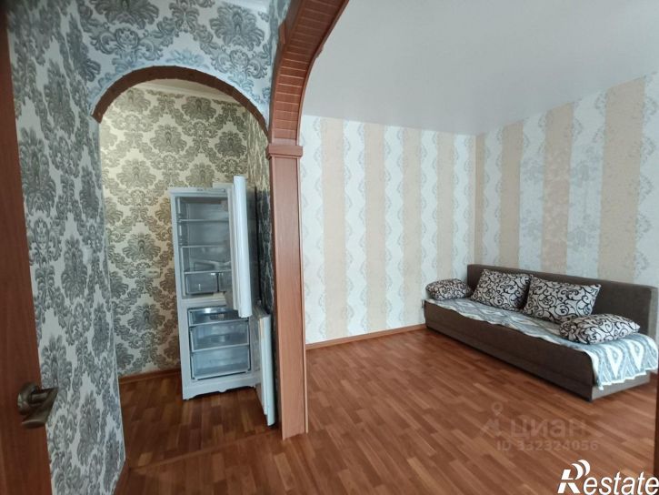 2-комн квартира пр-кт 50-летия ВЛКСМ, 21,  д. 21