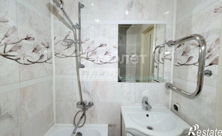 2-комн квартира ул Камышинская, 15,  д. 15
