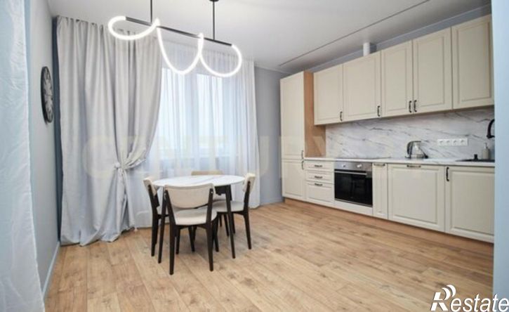 3-комн квартира пр-кт Врача Сурова, 41,  д. 41