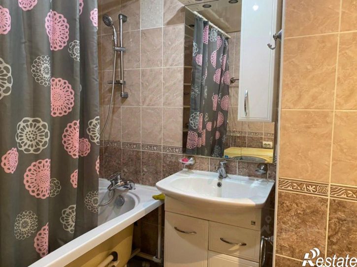 3-комн квартира ул Кролюницкого, 16,  д. 16