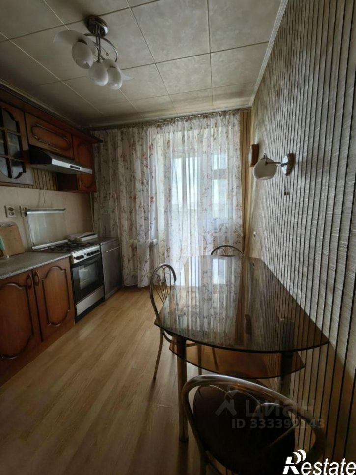 2-комн квартира ул Робеспьера, 81 3,  д. 81 3,  к. 3