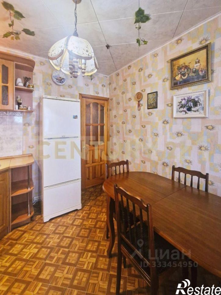 4-комн квартира ул Ефремова, 141,  д. 141