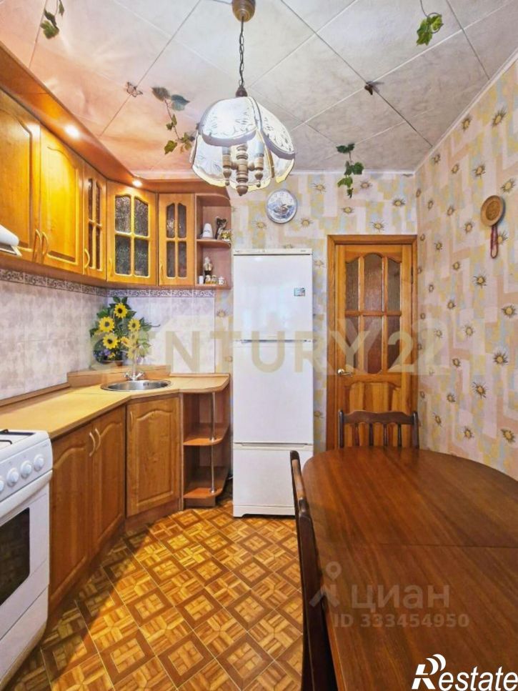 4-комн квартира ул Ефремова, 141,  д. 141
