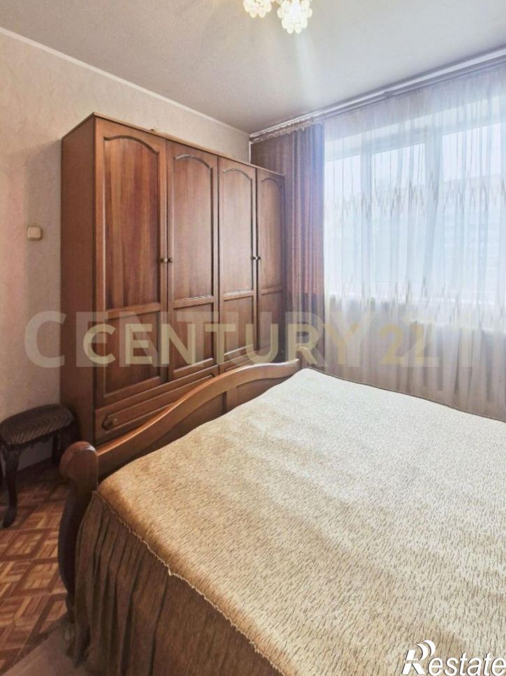 4-комн квартира ул Ефремова, 141,  д. 141