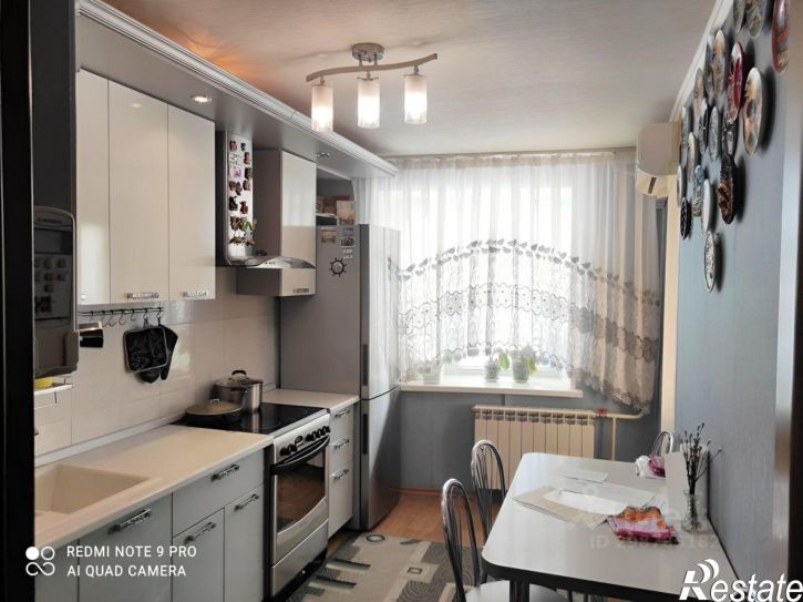 3-комн квартира Ульяновский пр-кт, 2,  д. 2