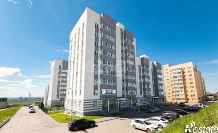 2-комн квартира улица Защитников Отечества, 17,  д. 17