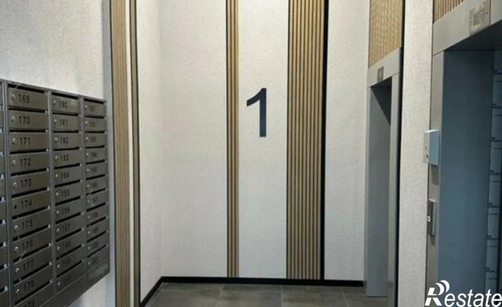 2-комн квартира улица Александра Невского, 2Ж к5,  д. 2Ж к5
