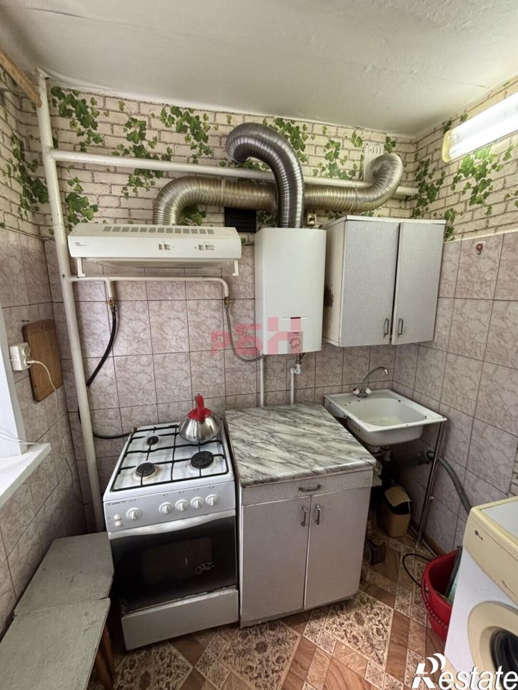2-комн квартира улица Гафурова