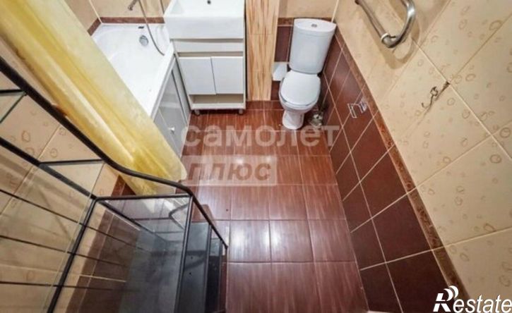 3-комн квартира улица Героев Свири, 14,  д. 14