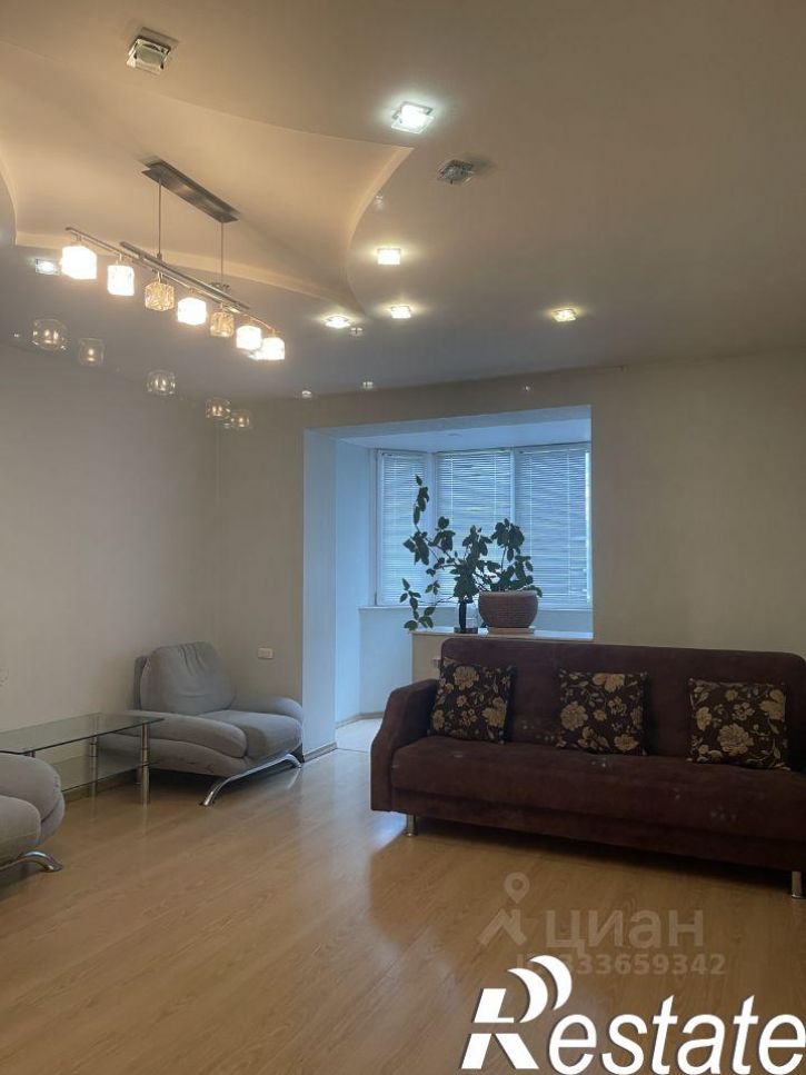 2-комн квартира улица Орлова, 27А,  д. 27А
