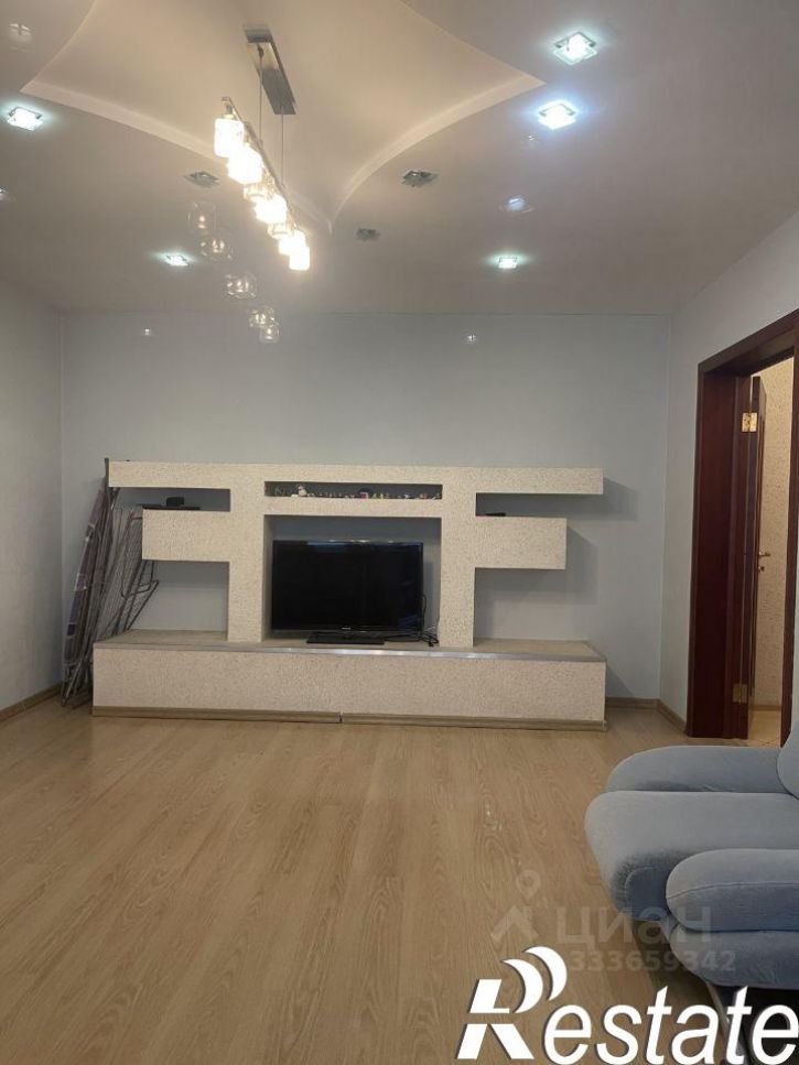2-комн квартира улица Орлова, 27А,  д. 27А