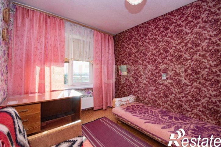 4-комн квартира улица Гагарина, 31,  д. 31