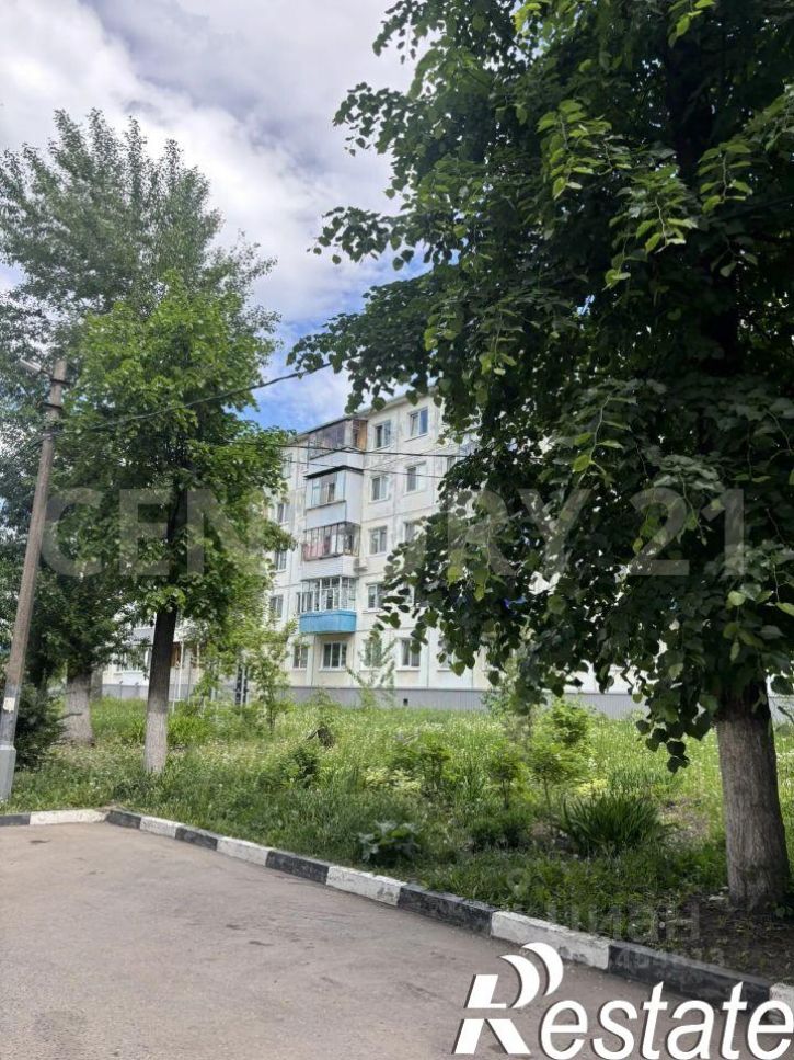 2-комн квартира улица Героев Свири, 16,  д. 16