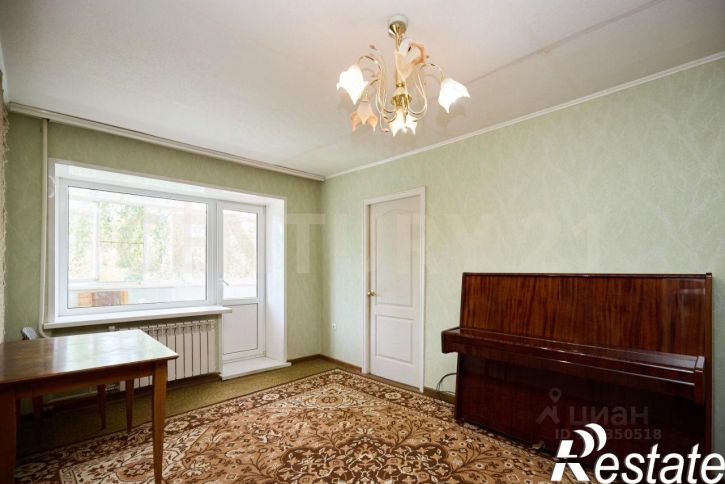 3-комн квартира улица Врача Михайлова, 37,  д. 37