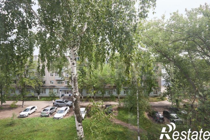 3-комн квартира улица Врача Михайлова, 37,  д. 37