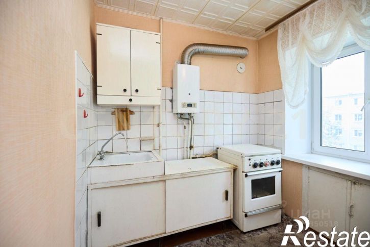 3-комн квартира улица Врача Михайлова, 37,  д. 37