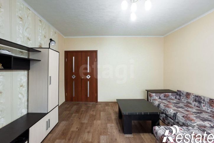 2-комн квартира улица Ефремова, 137,  д. 137