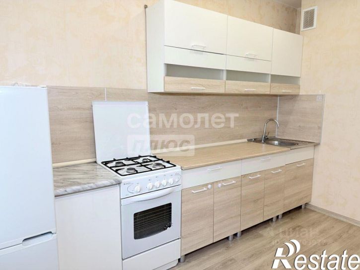 2-комн квартира Камышинская улица, 70,  д. 70