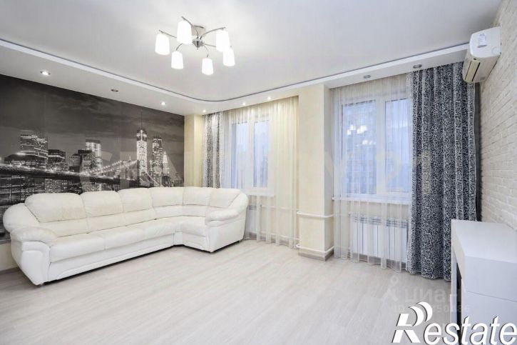 2-комн квартира улица Якурнова, 10,  д. 10