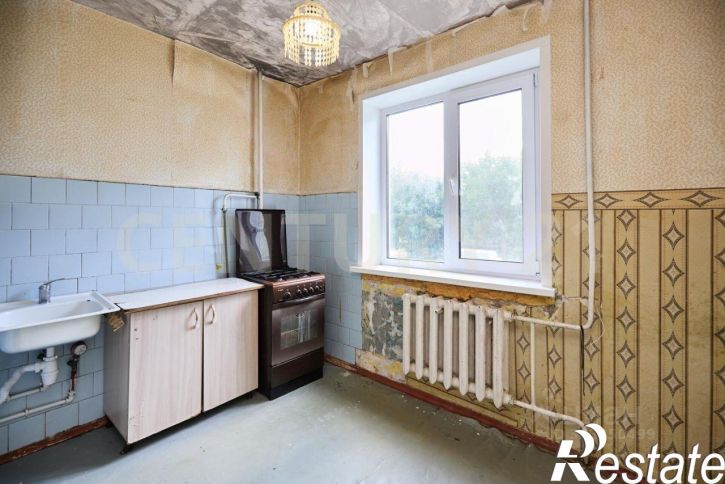 2-комн квартира Камышинская улица, 37,  д. 37