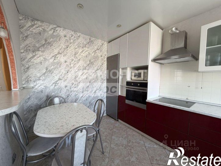 4-комн квартира Камышинская улица, 17,  д. 17