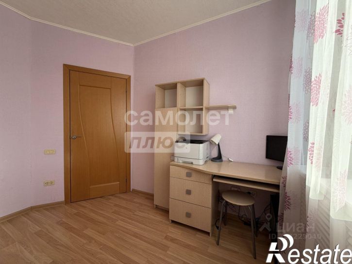 4-комн квартира Камышинская улица, 17,  д. 17