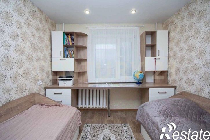 3-комн квартира Промышленная улица, 77,  д. 77