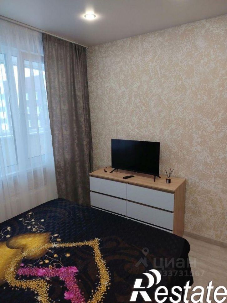 1-комн квартира улица Варейкиса, 52,  д. 52