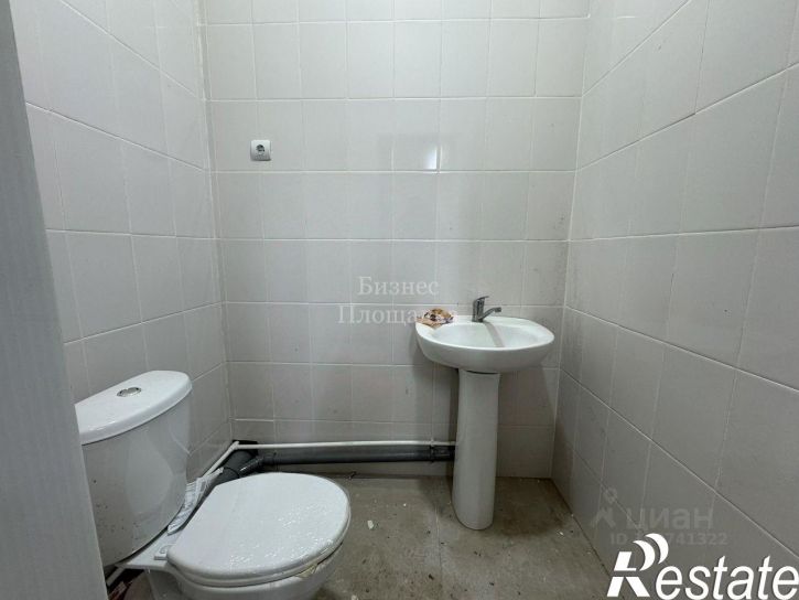 Торговое помещение улица Богдана Хмельницкого, 13А,  д. 13А