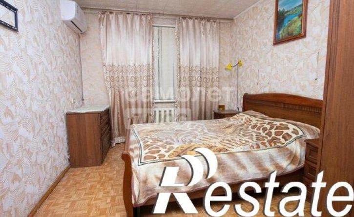 2-комн квартира проспект Врача Сурова, 5,  д. 5