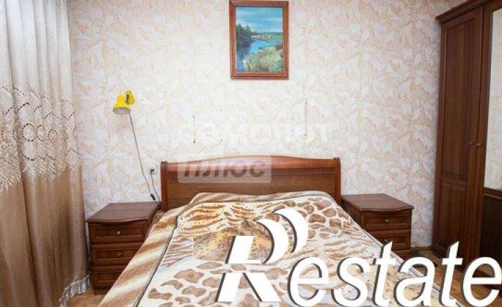 2-комн квартира проспект Врача Сурова, 5,  д. 5