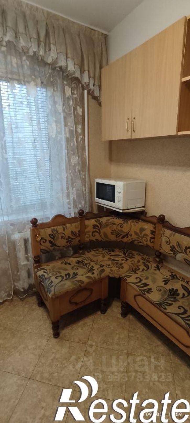 2-комн квартира улица Тельмана, 1,  д. 1