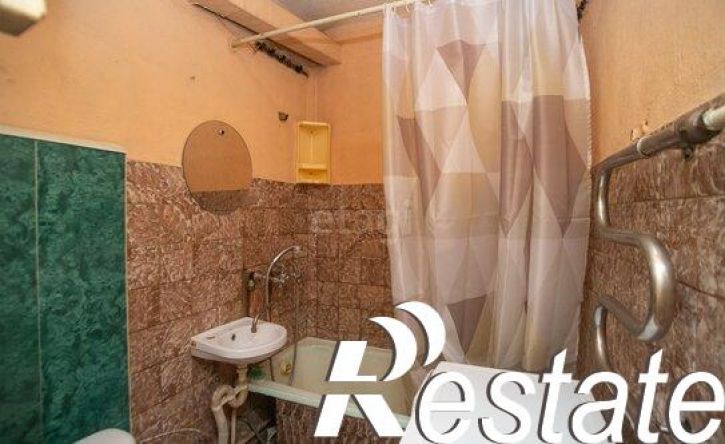 1-комн квартира улица Врача Михайлова, 33,  д. 33