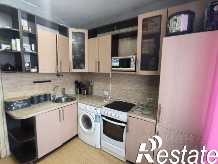 2-комн квартира проспект Врача Сурова, 1,  д. 1