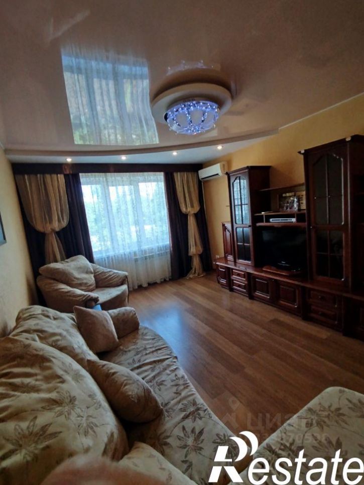 3-комн квартира Киевский бульвар, 4,  д. 4