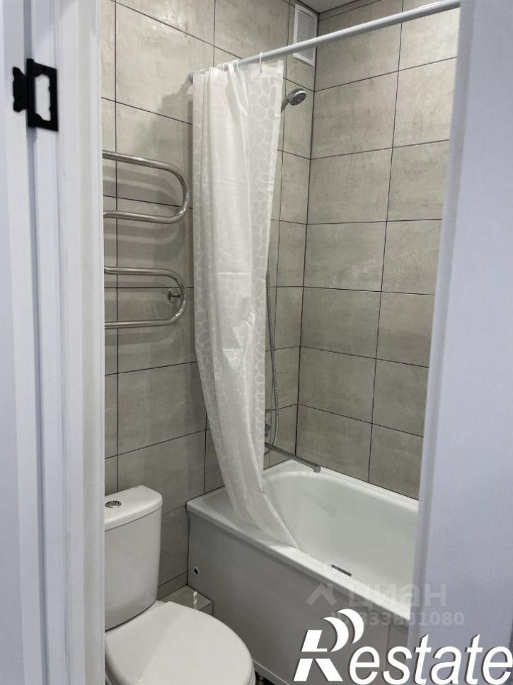 2-комн квартира проспект Врача Сурова, 34,  д. 34
