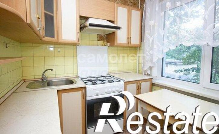 3-комн квартира улица Аблукова, 11,  д. 11
