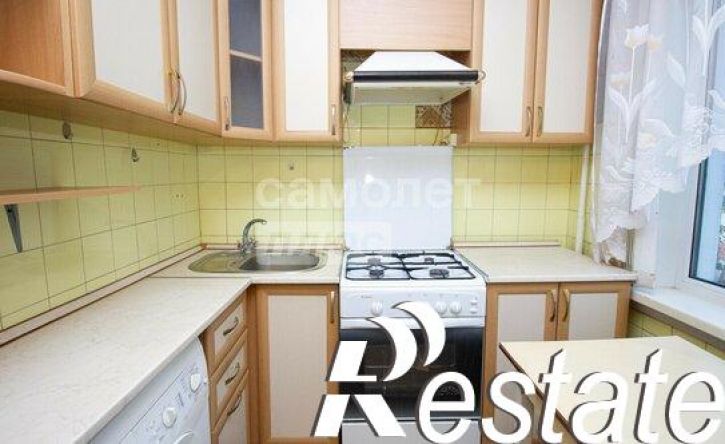 3-комн квартира улица Аблукова, 11,  д. 11