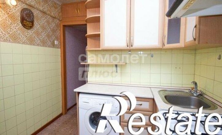 3-комн квартира улица Аблукова, 11,  д. 11