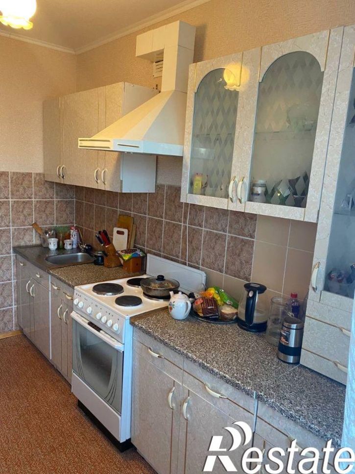 3-комн квартира проспект Авиастроителей, 15,  д. 15