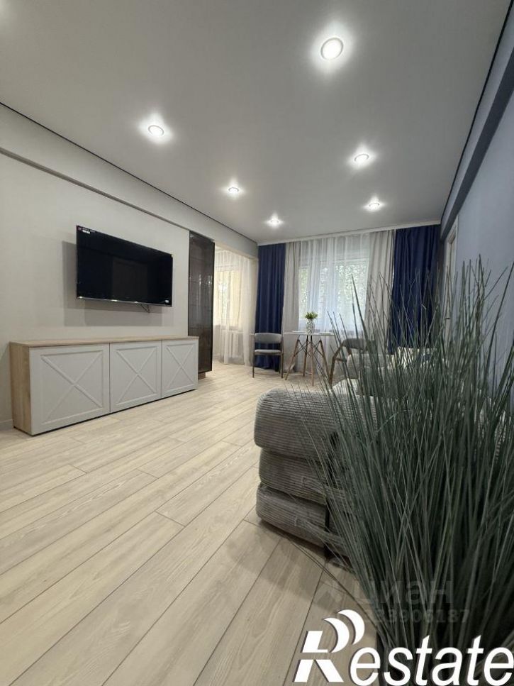 3-комн квартира улица Станкостроителей, 21,  д. 21
