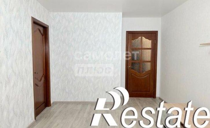 3-комн квартира улица Ефремова, 27,  д. 27
