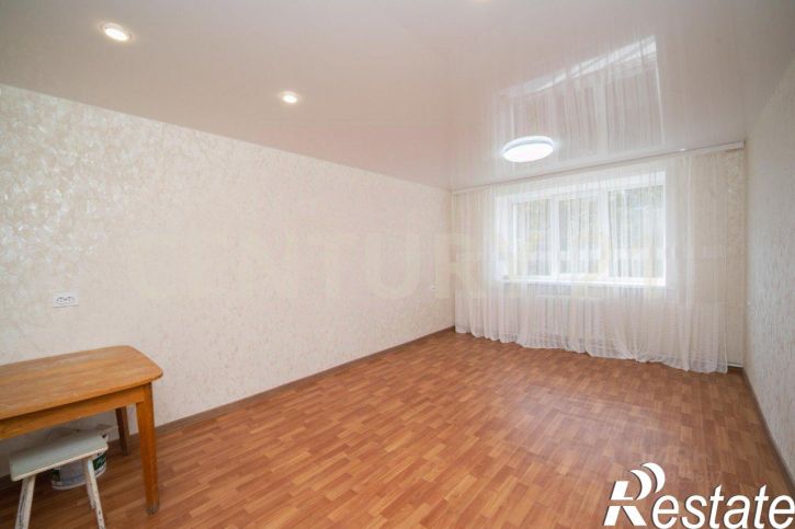 Комната улица Пушкарёва, 22,  д. 22