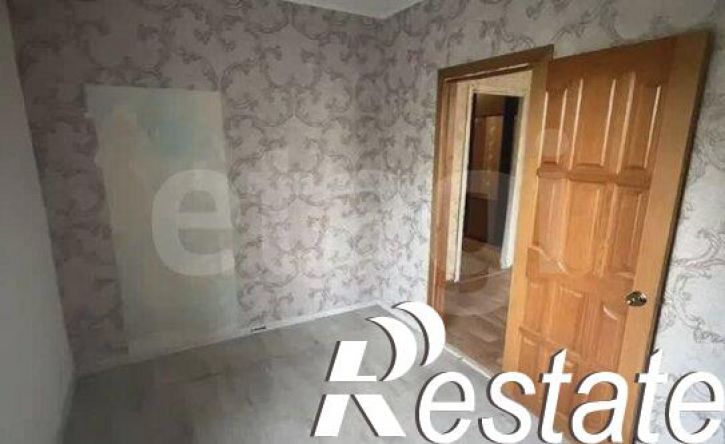 3-комн квартира Хрустальная улица, 33,  д. 33