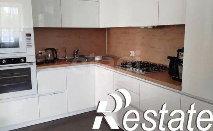 3-комн квартира улица Фурманова, 39,  д. 39