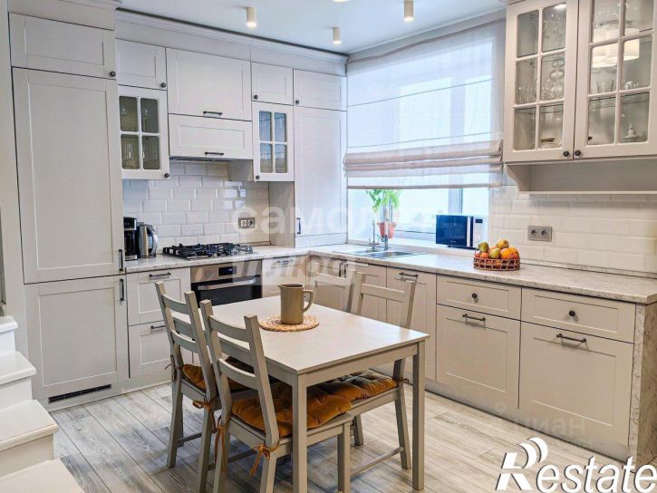 3-комн квартира улица Кирова, 37,  д. 37