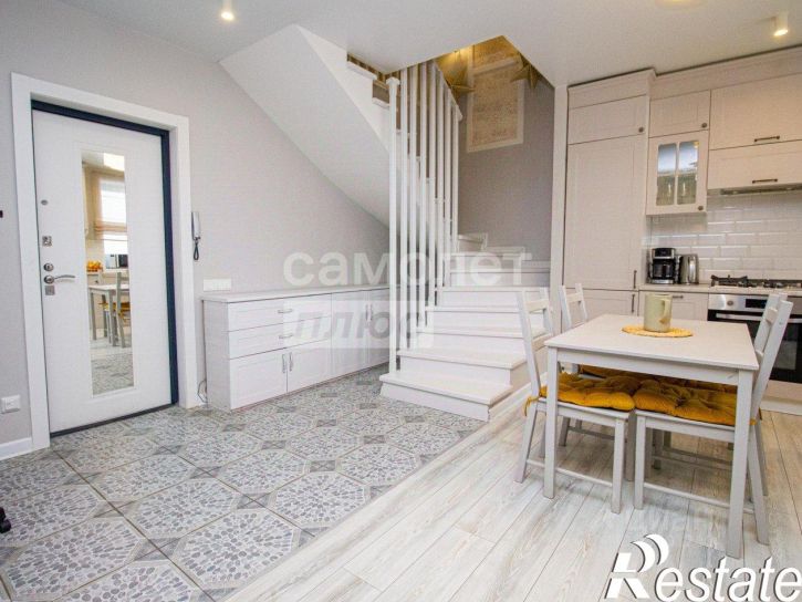 3-комн квартира улица Кирова, 37,  д. 37