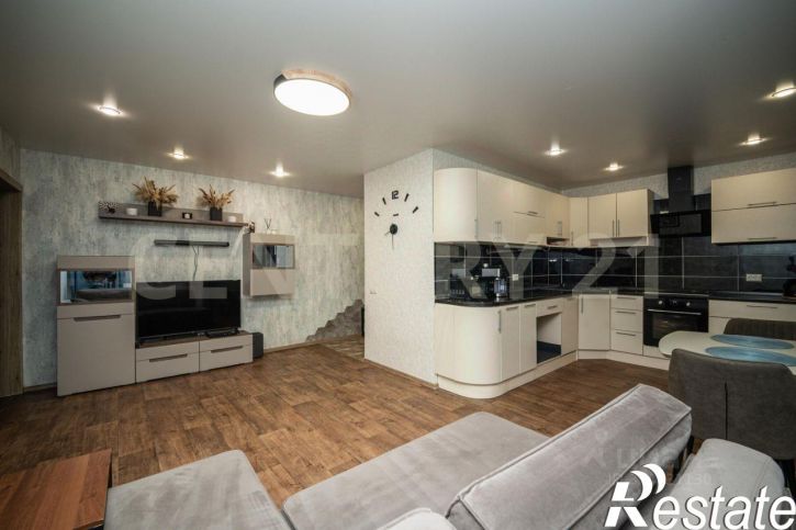 3-комн квартира улица Репина, 37,  д. 37