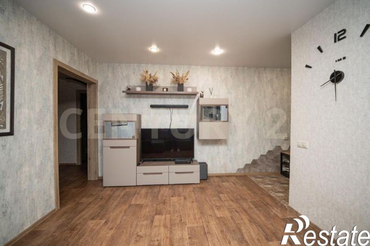 3-комн квартира улица Репина, 37,  д. 37